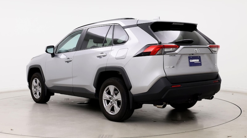 2022 Toyota RAV4 XLE 2