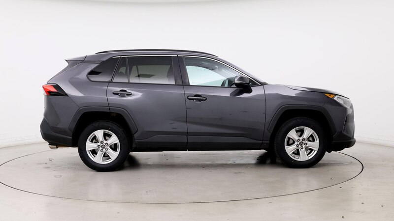 2019 Toyota RAV4 XLE 7