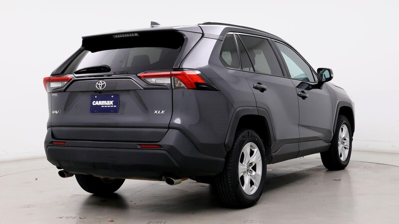 2019 Toyota RAV4 XLE 8