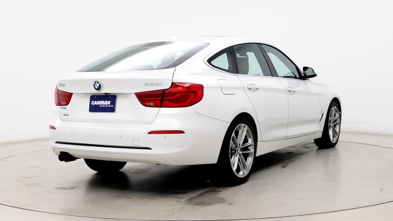 2017 BMW 3 Series 330xi 8