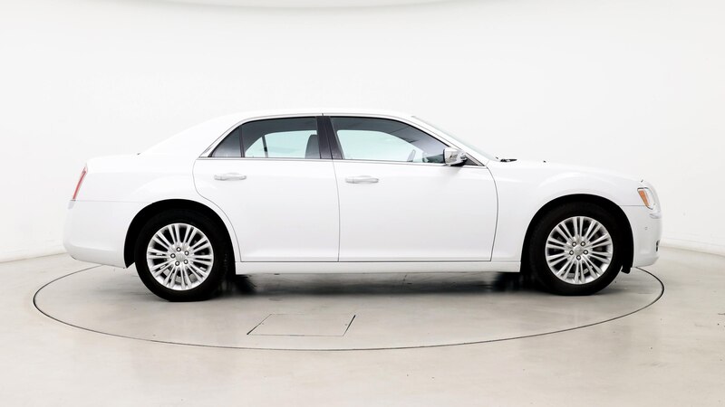 2014 Chrysler 300 C 7