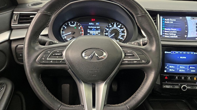 2019 INFINITI QX50 Essential 10