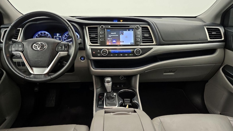 2015 Toyota Highlander XLE 9