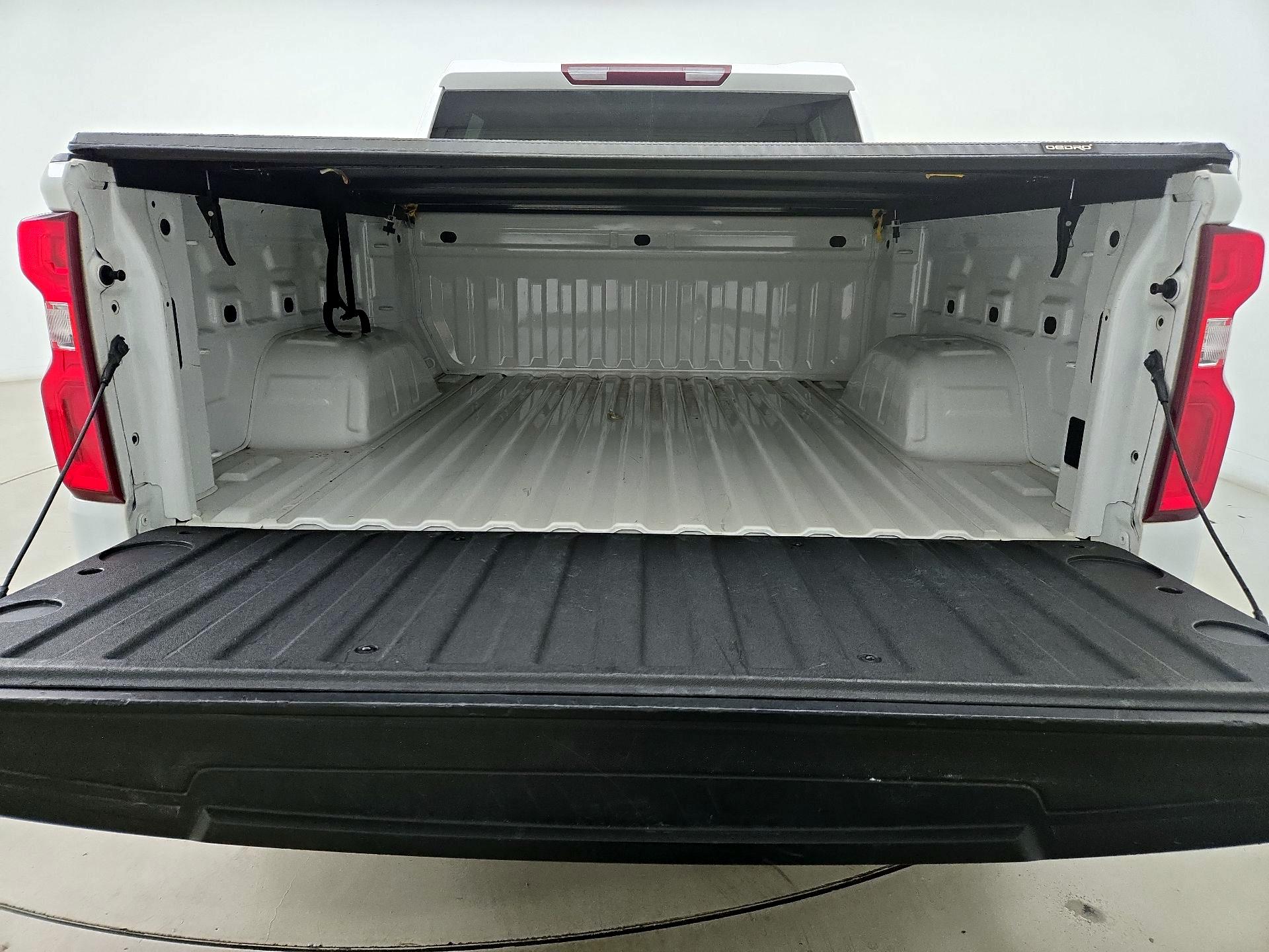 Thumbnail: 2021 Chevrolet Silverado 1500 - 20