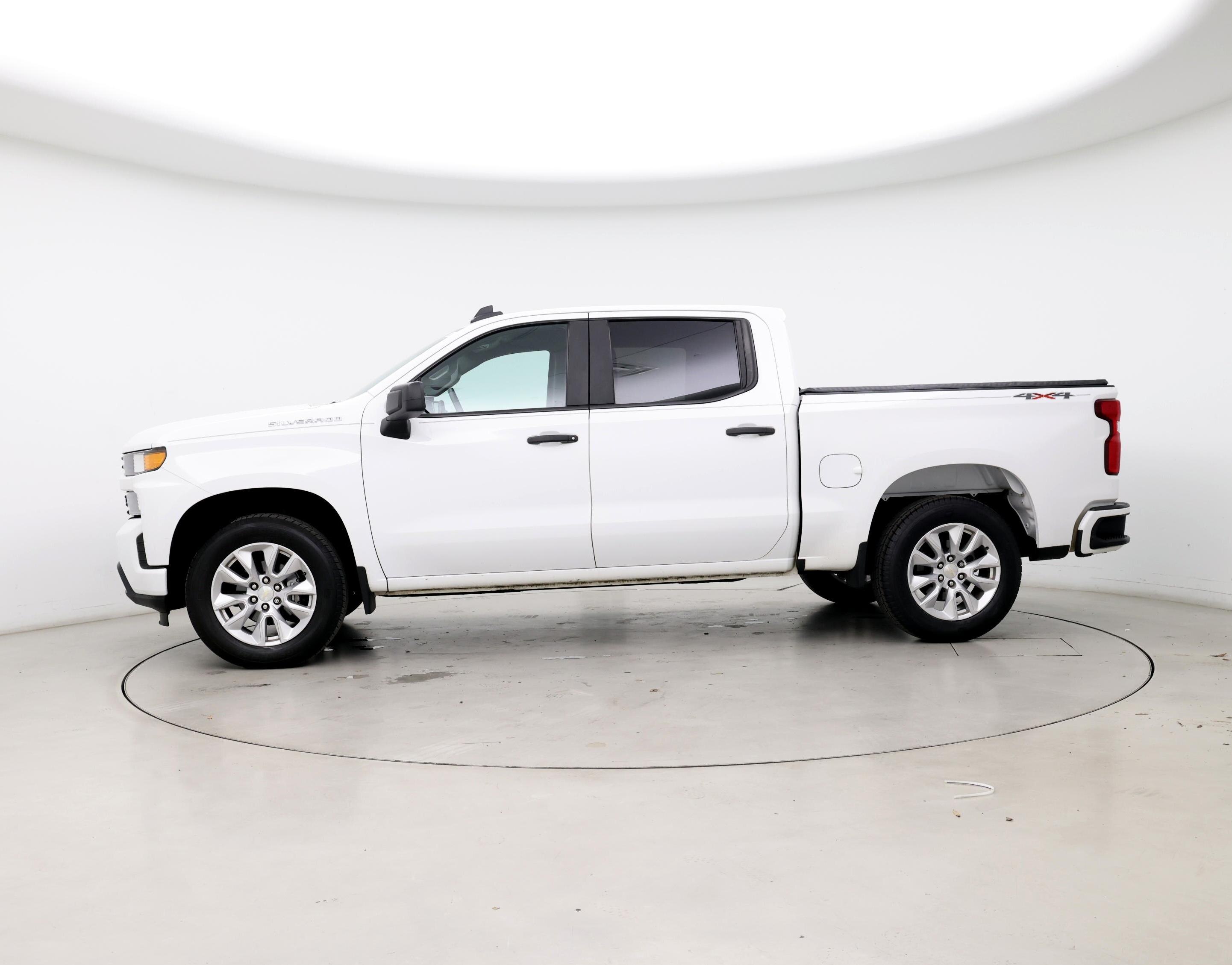 Thumbnail: 2021 Chevrolet Silverado 1500 - 3