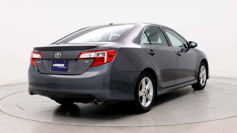 2014 Toyota Camry SE 8