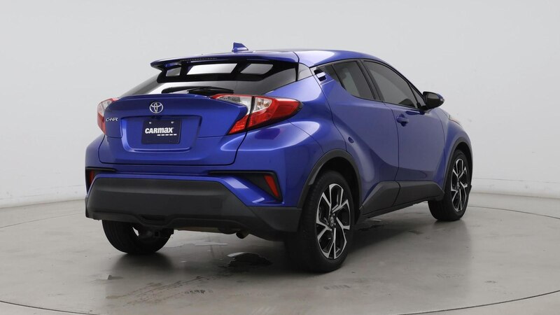 2021 Toyota C-HR XLE 8