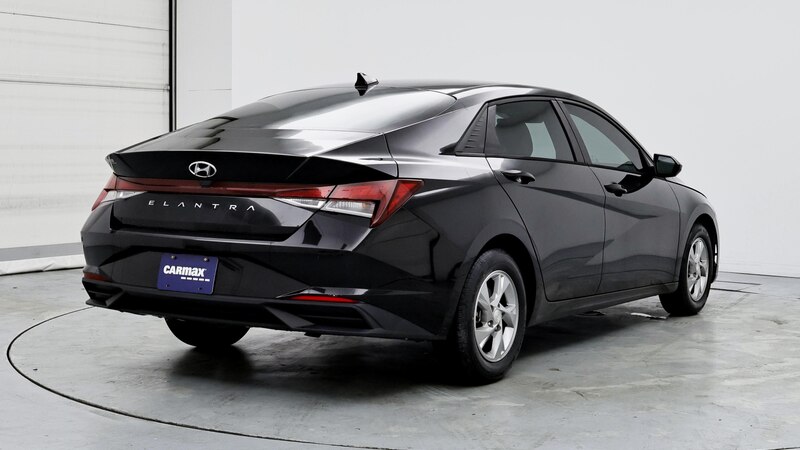 2021 Hyundai Elantra SE 8