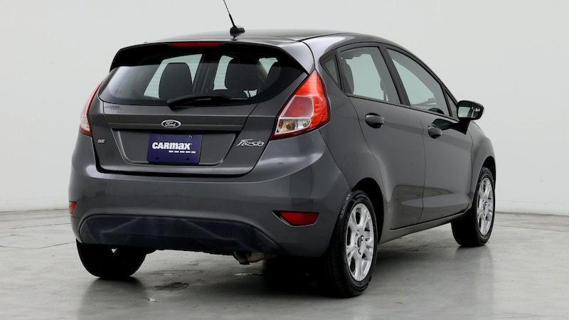 2016 Ford Fiesta SE 8