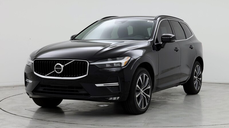 2022 Volvo XC60 B5 Momentum 4