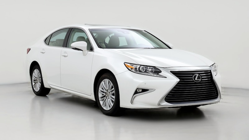 2016 Lexus ES 350 Hero Image