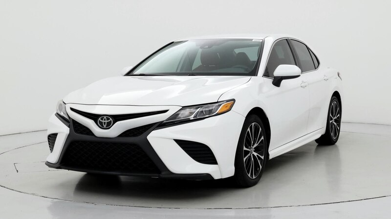 2020 Toyota Camry SE 4