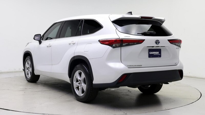 2022 Toyota Highlander LE 2