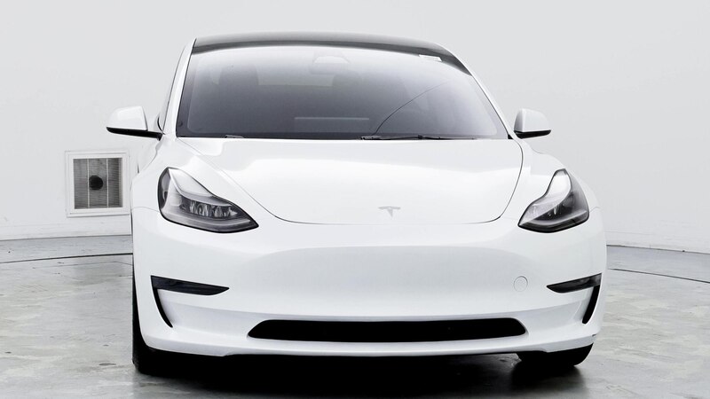 2023 Tesla Model 3  5