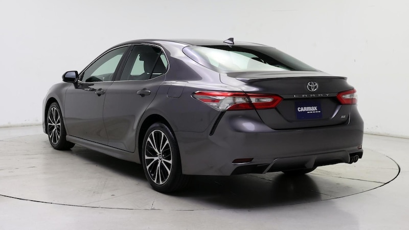 2019 Toyota Camry SE 2