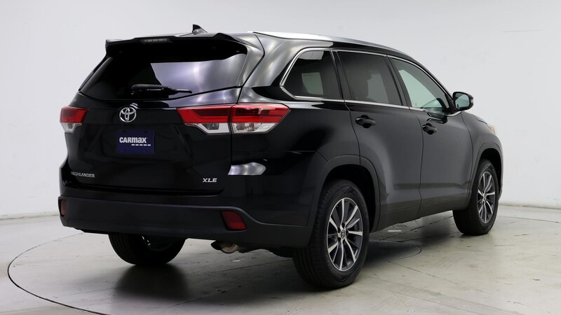 2019 Toyota Highlander XLE 8