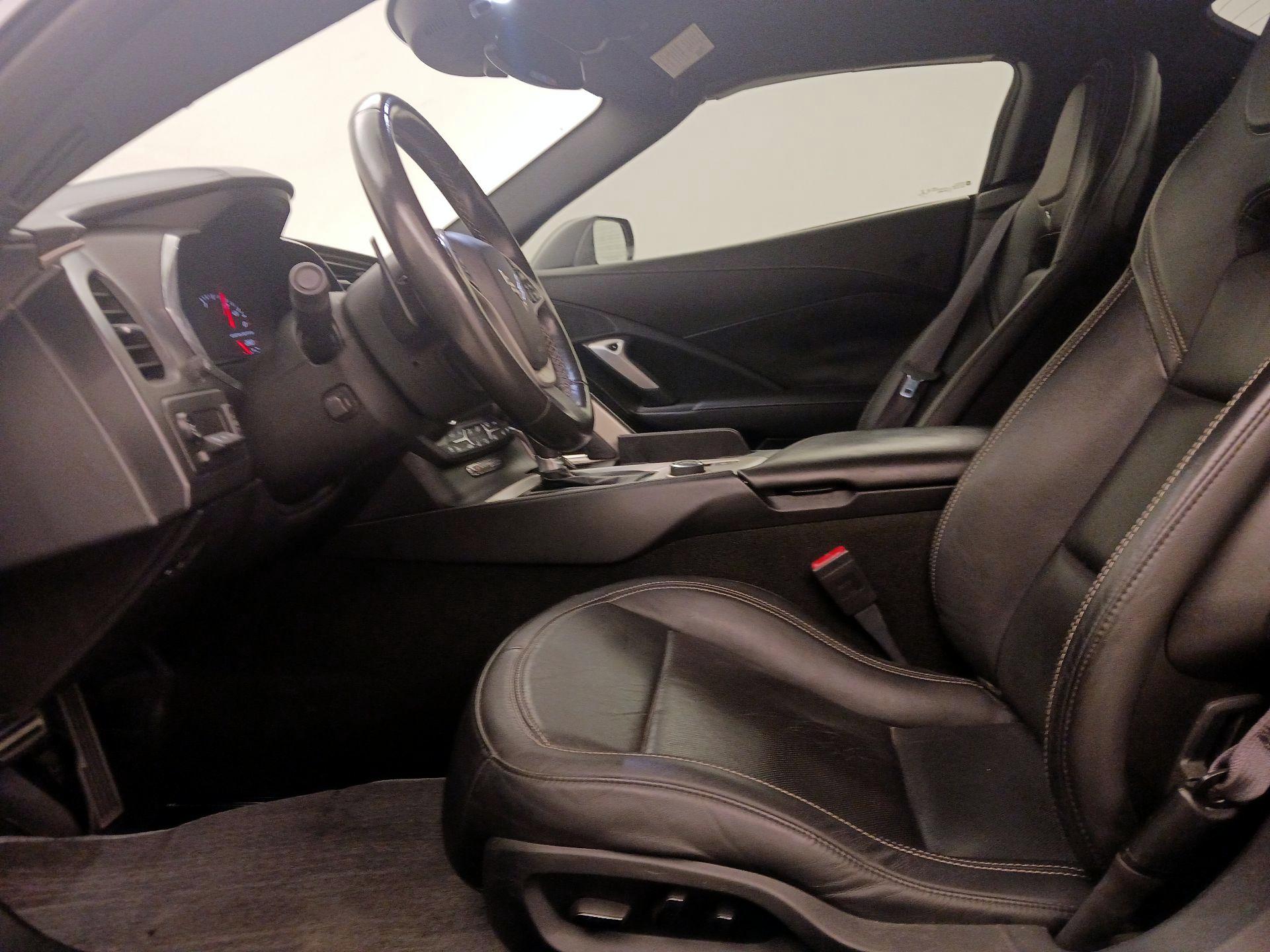 Thumbnail: 2014 Chevrolet Corvette - 11