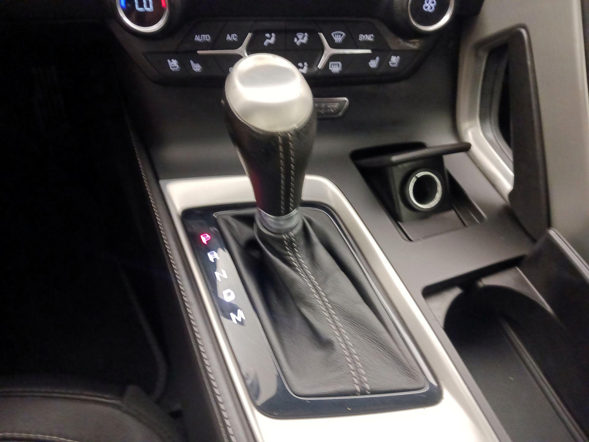 Thumbnail: 2014 Chevrolet Corvette - 18