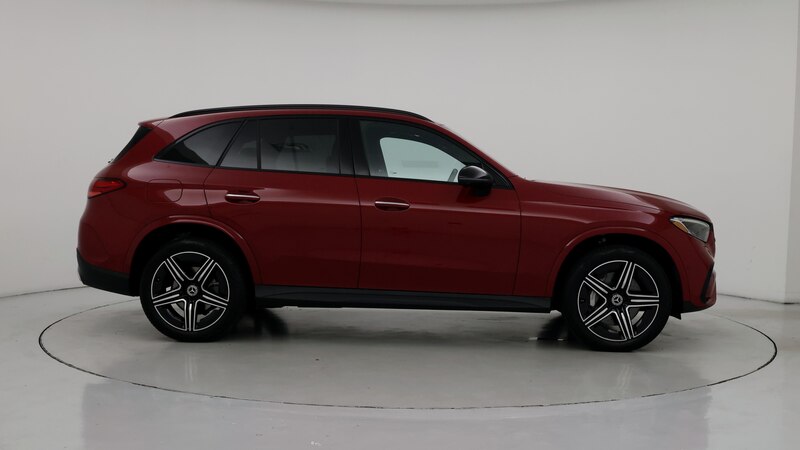 2024 Mercedes-Benz GLC 300 7