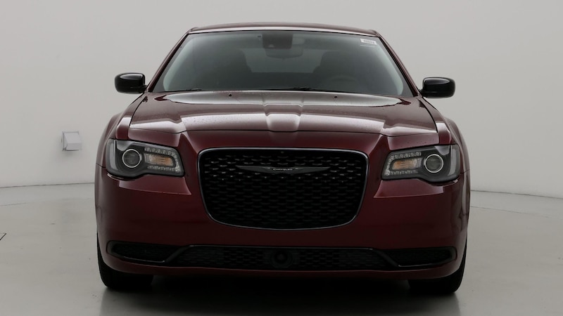 2023 Chrysler 300 Touring 5