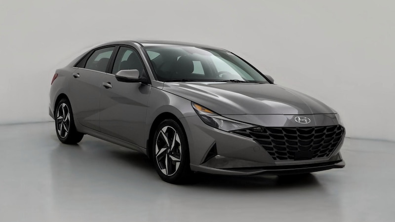 2022 Hyundai Elantra SEL Hero Image