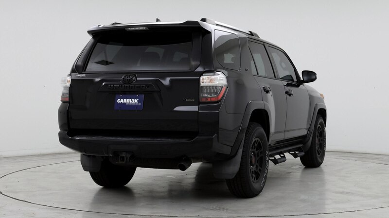 2020 Toyota 4Runner SR5 8