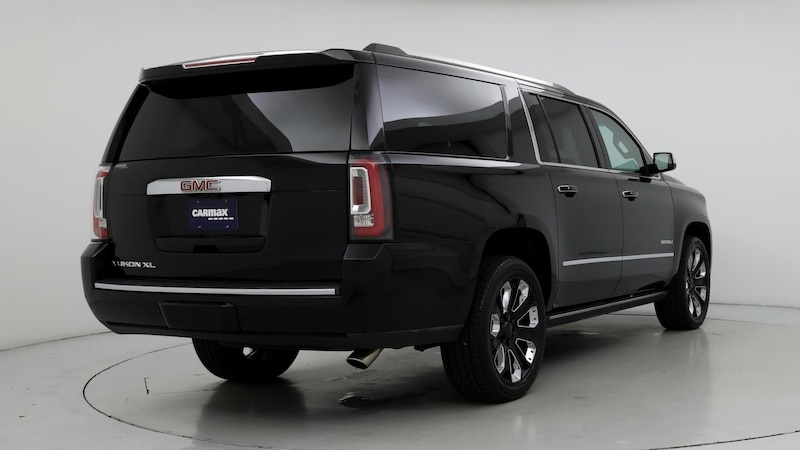 2019 GMC Yukon XL Denali 8