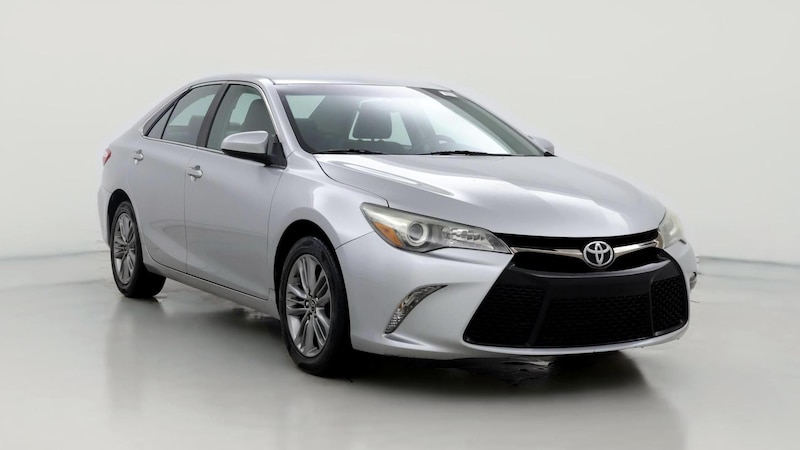 2015 Toyota Camry SE Hero Image