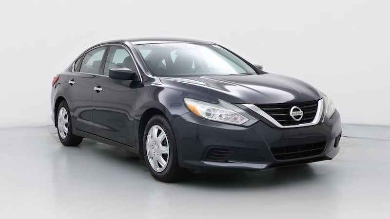 2017 Nissan Altima S Hero Image