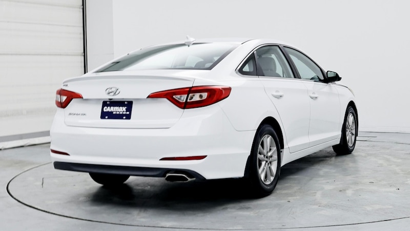 2016 Hyundai Sonata SE 8