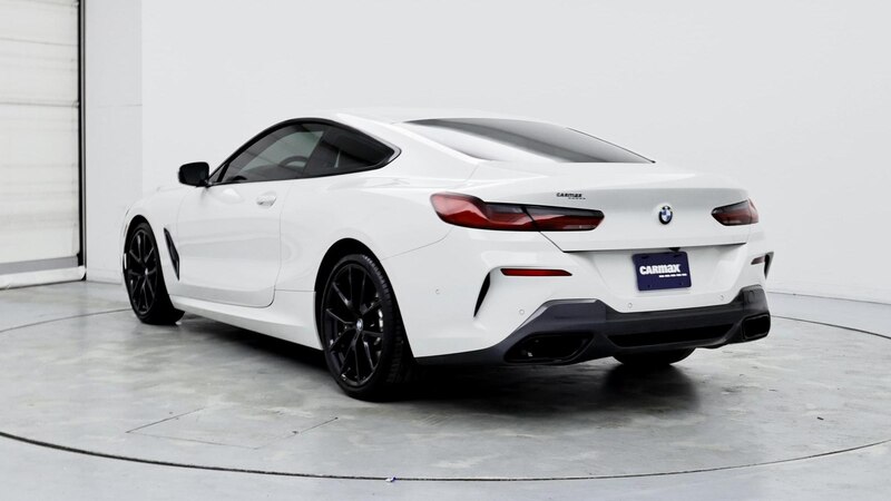 2022 BMW 8 Series 840i 2