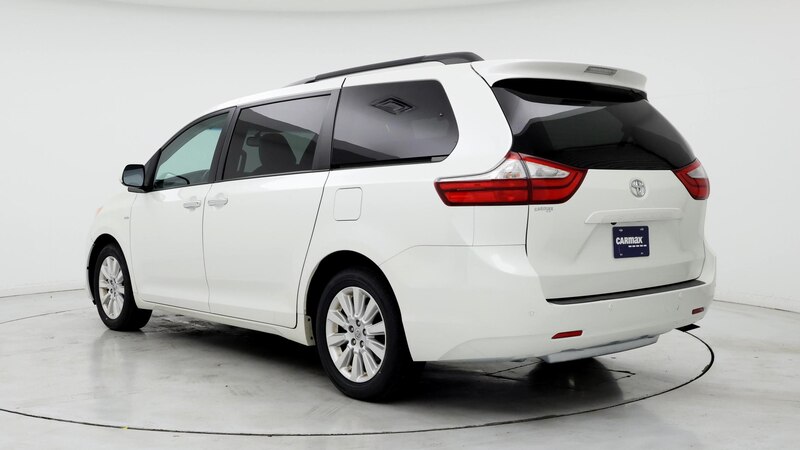 2016 Toyota Sienna XLE Premium 2