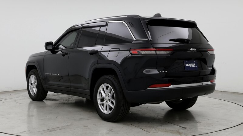 2023 Jeep Grand Cherokee Laredo 2