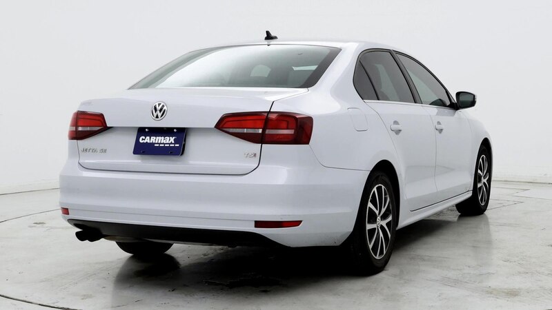 2017 Volkswagen Jetta SE 8