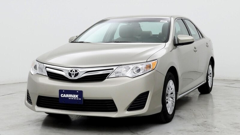 2014 Toyota Camry LE 4