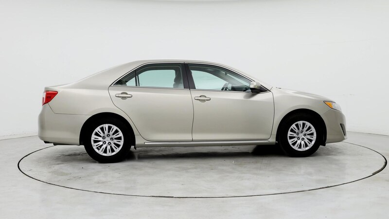 2014 Toyota Camry LE 7