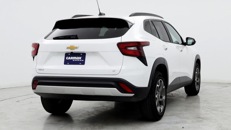 2024 Chevrolet Trax LT 8