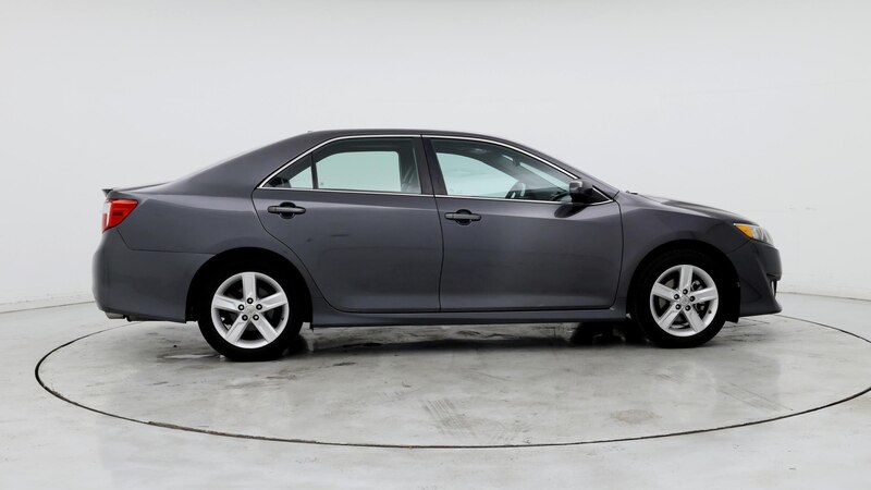 2013 Toyota Camry SE 7