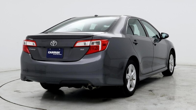 2013 Toyota Camry SE 8