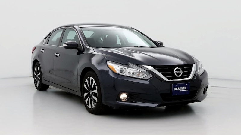 2018 Nissan Altima SL Hero Image