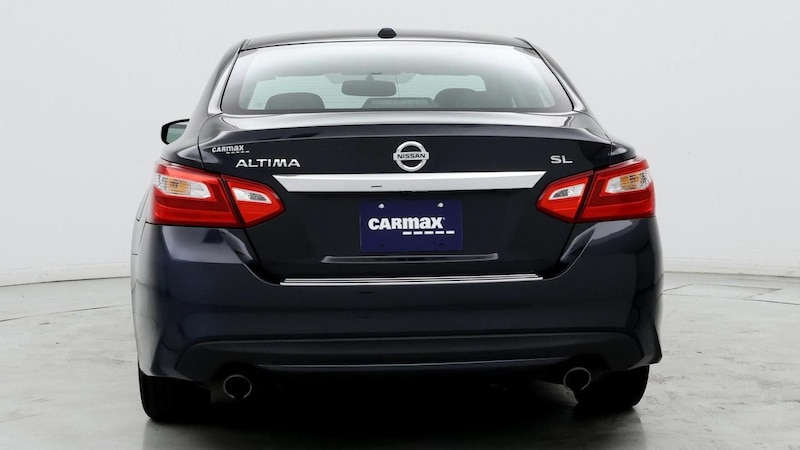 2017 Nissan Altima SL 6