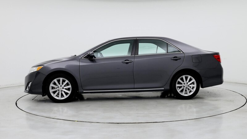 2014 Toyota Camry XLE 3