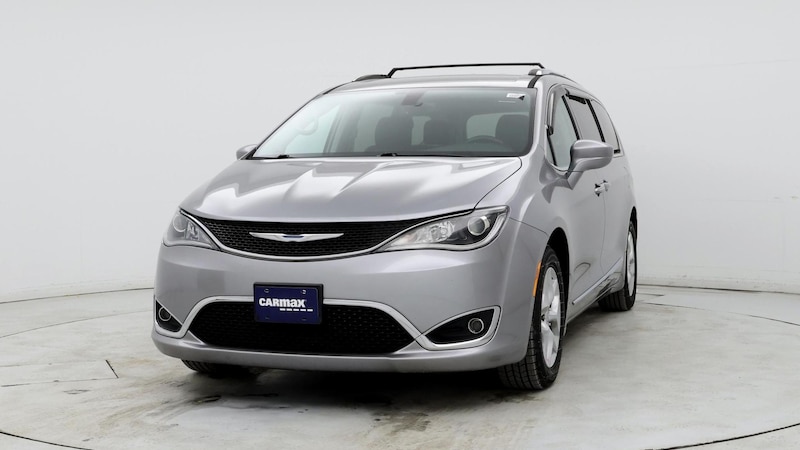 2017 Chrysler Pacifica  4