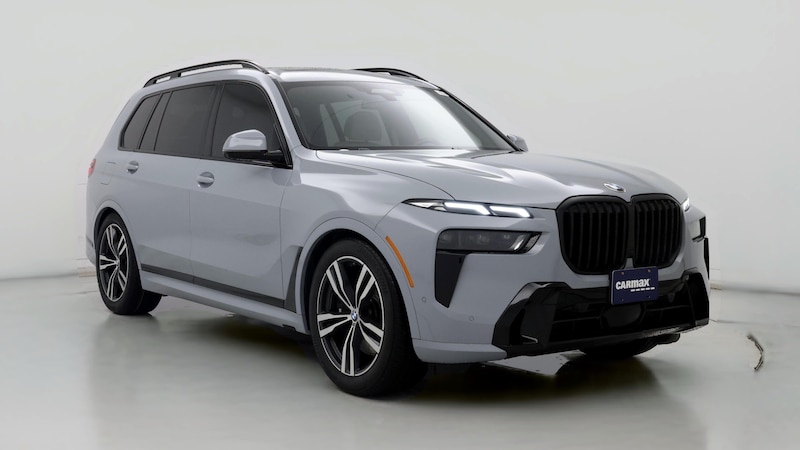 2023 BMW X7 xDrive40i Hero Image