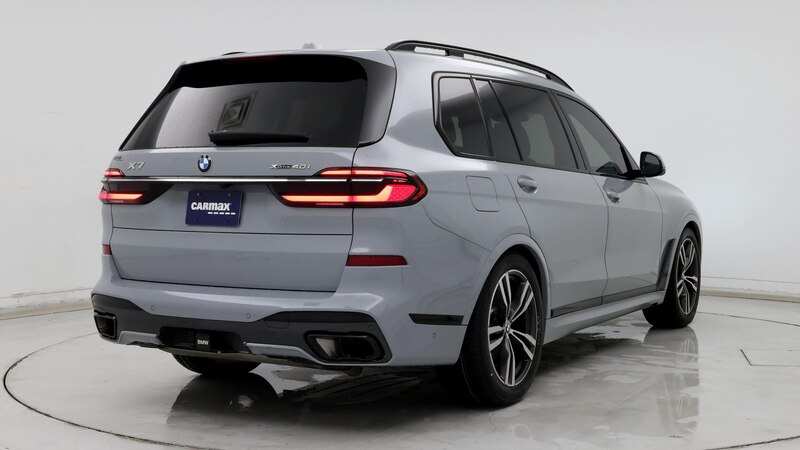 2023 BMW X7 xDrive40i 8