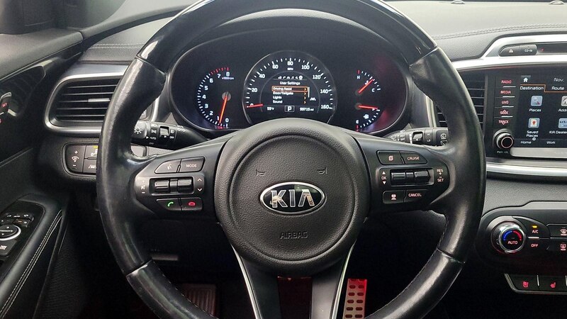 2017 Kia Sorento L 10