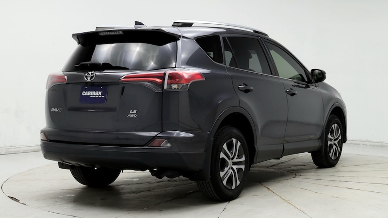 2018 Toyota RAV4 LE 8