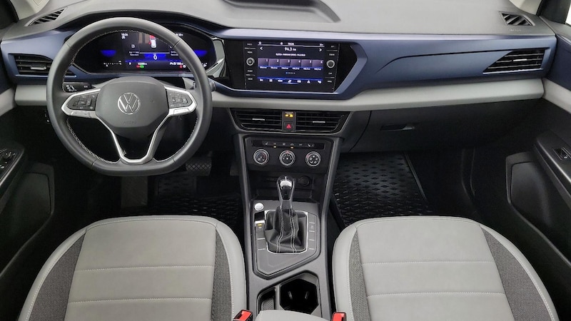 2022 Volkswagen Taos SE 9