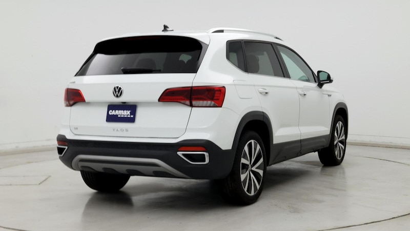 2022 Volkswagen Taos SE 8
