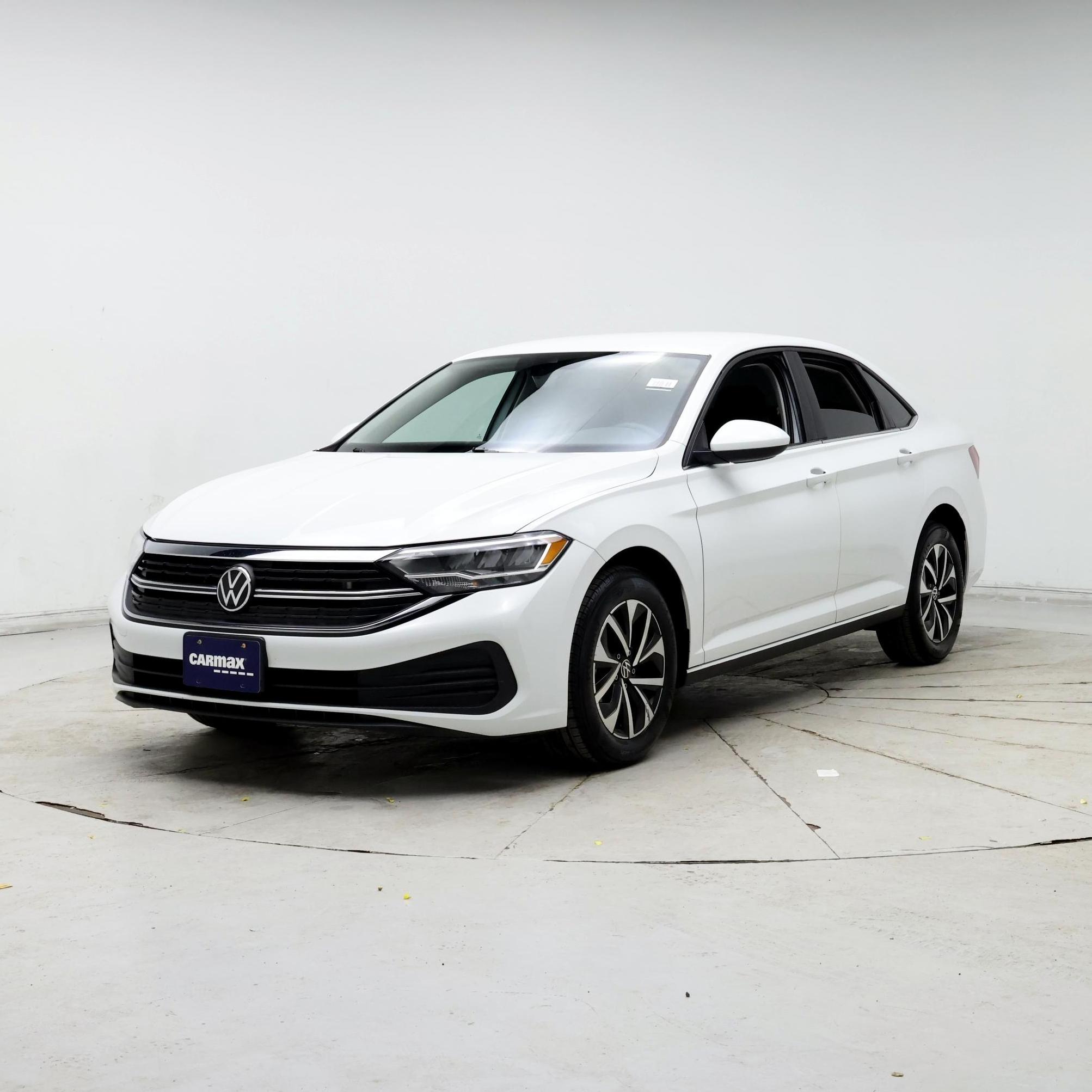 Thumbnail: 2024 Volkswagen Jetta - 4